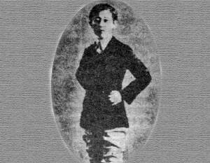 川岛芳子17岁短发照