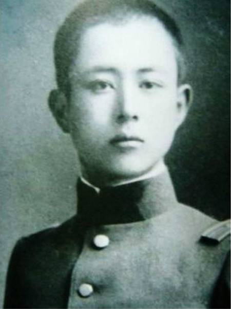 女汉奸川岛芳子被处决密照