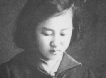 川岛芳子简介 双性恋之谜:川岛芳子与婉容暧昧